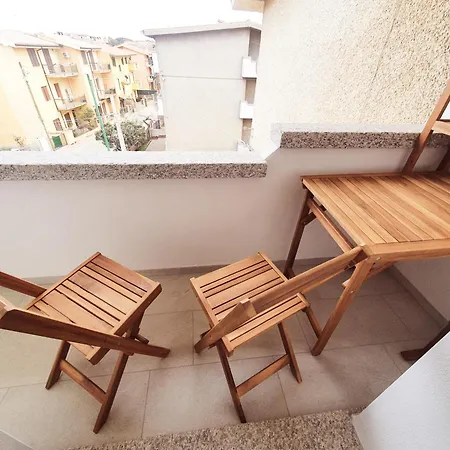 Private Housing - New Attic - 350m Dal Mare شقة *