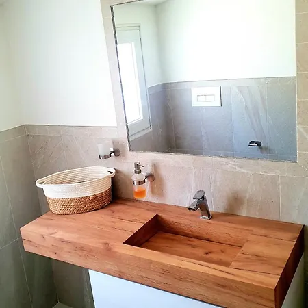 Private Housing - New Attic - 350m Dal Mare لا كاليتا